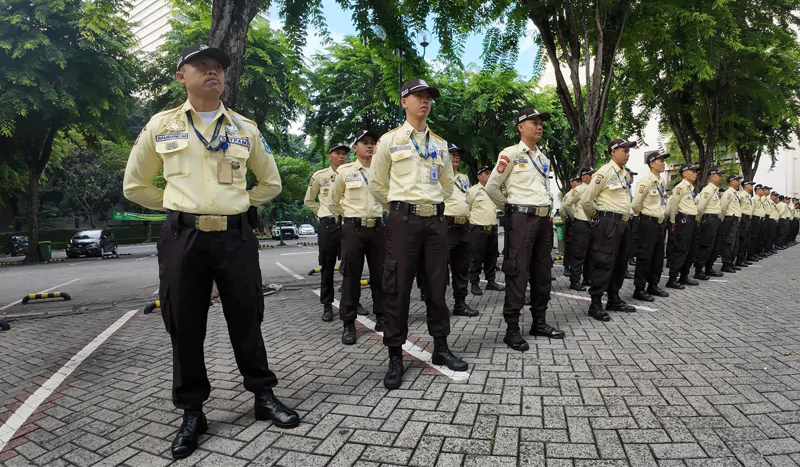 industri-penjaga-keamanan-2-68b6581048161