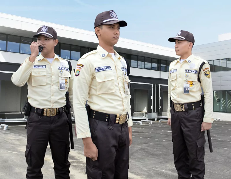 industri-penjaga-keamanan-3-68b65b6b2e779